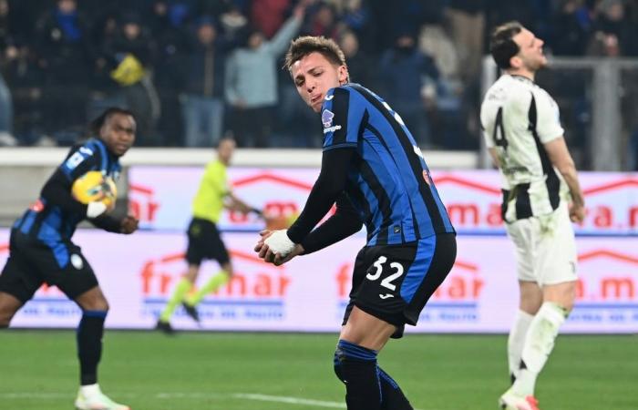 El Atalanta, perseguidor del título, retenido por la Juve, el AC Milan otorga a Conceicao su primera victoria en la Serie A