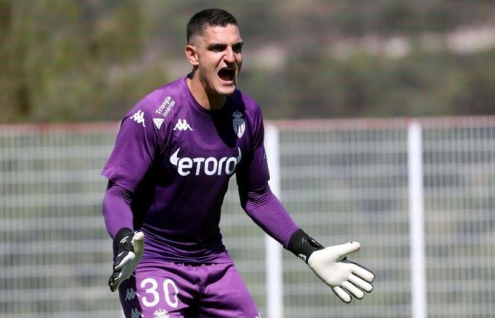 Vito Mannone saborea su victoria ante el OM