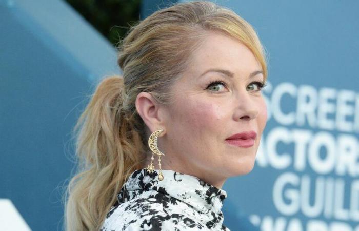 Christina Applegate no se anda con rodeos tras los incendios de Los Ángeles