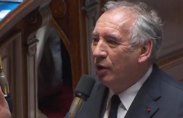 Interrogado por el PS en plena Asamblea, François Bayrou explica: Noticias