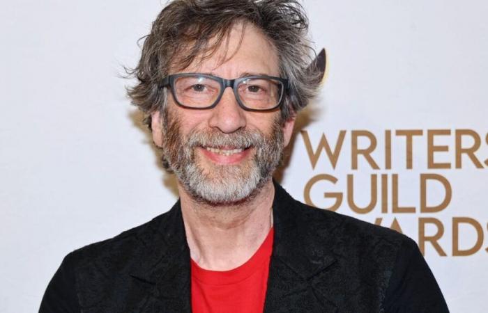 Acusado de violación y agresión sexual, el escritor Neil Gaiman lo niega rotundamente