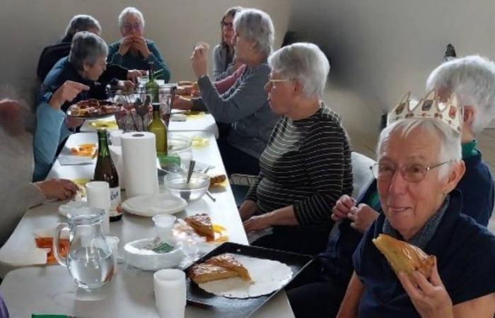 Castañuela. Los mayores celebran a reyes y reinas por un día