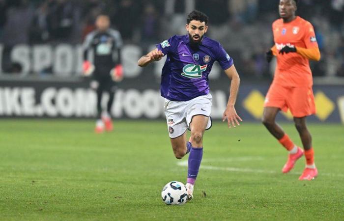 El gran partido de Denis Genreau, los cabezazos de Cresswell… Sin forzar demasiado, Toulouse dominó el Tango sin ideas