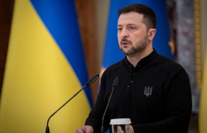 Volodymyr Zelensky pide utilizar 250 mil millones de dólares en activos rusos congelados para armar a Kyiv