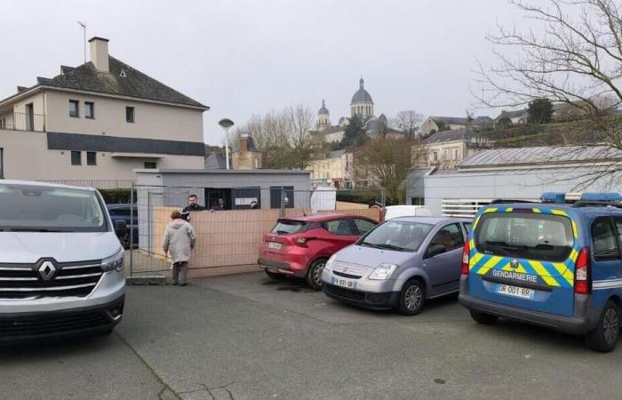 Un vagabundo encontrado muerto en un baño público en Maine-et-Loire