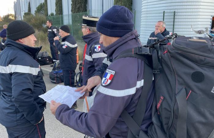 Bomberos del GARD que regresan de Mayotte