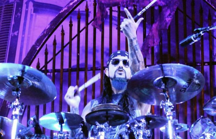 Mike Portnoy (Dream Theatre) añade un toque metálico a Shake It Off de Taylor Swift