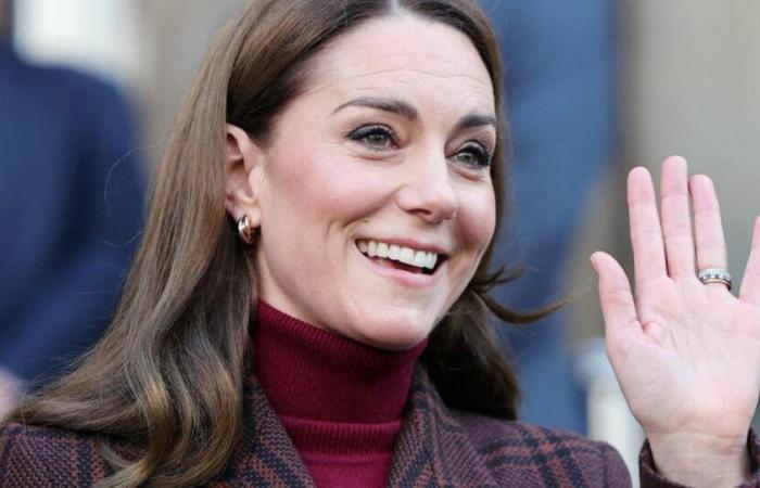 ¿Qué es el anillo de la eternidad que reemplazó al anillo de compromiso en el dedo de Kate Middleton?