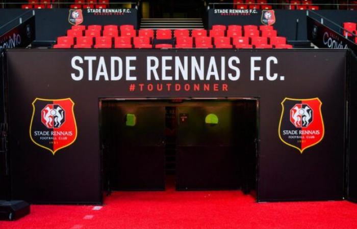 Estadio Rennais. ¿Cuál es el salario de Kyogo Furuhashi que sigue SRFC?