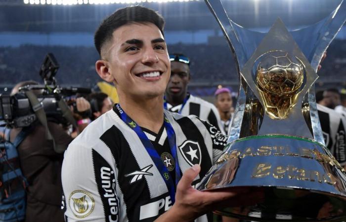 OL formaliza la llegada de Thiago Almada, cedido por el Botafogo