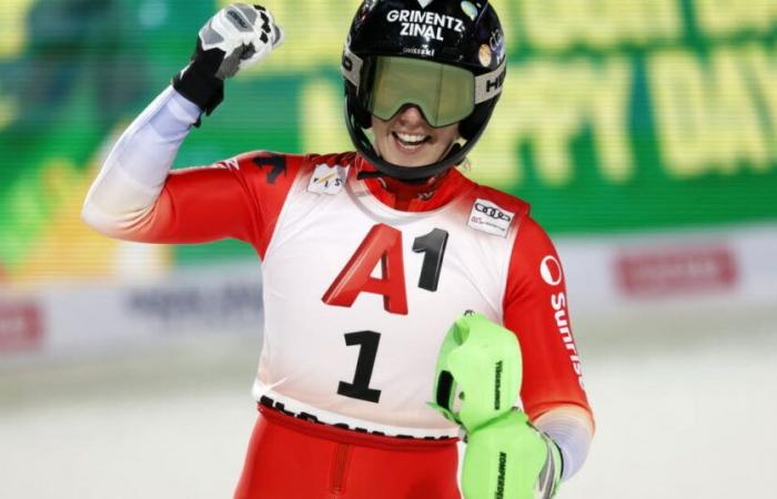 En el séptimo cielo, Camille Rast gana el slalom nocturno y recupera el liderato en la clasificación general