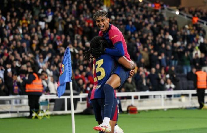 Exhibición interminable de Lamine, con gol y maravillosa asistencia a Koundé