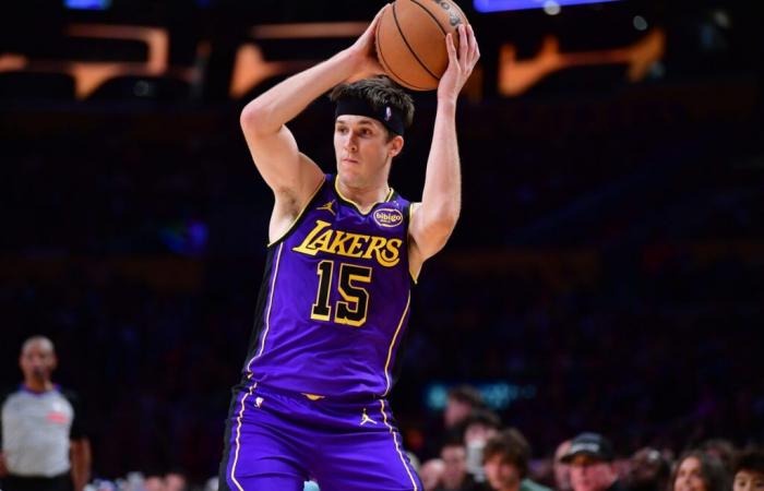 El movimiento monumental de los Lakers se avecina, revelando un potencial dilema de transferencia de $96 millones, con Reaves y LaVine en juego.