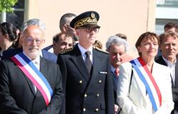 Bagnols-sur-Cèze: Primera visita oficial de Yann Gérard, nuevo secretario general de la prefectura de Gard, en el marco de las conmemoraciones del 8 de mayo