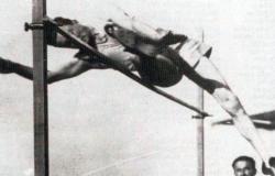 JUEGOS OLÍMPICOS: 1924, Pierre Lewden medallista de bronce en salto de altura