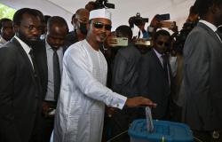Francia – Mundo – Chad: el líder de la junta Mahamat Déby elegido presidente, su primer ministro protesta