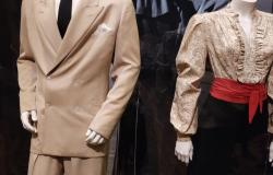La chaqueta de Chaplin, el vestido de Ingrid Bergman, el expediente de Al Capone… objetos míticos del período de entreguerras en Estados Unidos, que se pueden ver en el Memorial de Caen