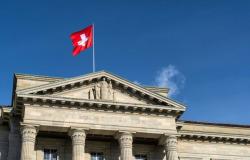 Caso penal “de la pluma” en Ginebra: hay que rehacer todo