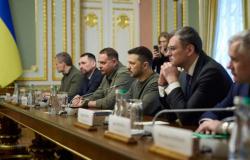 Volodymyr Zelensky asegura que el ejército ucraniano está realizando “contraataques” en la región de Járkov