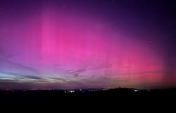la aurora boreal iluminó el cielo de Franco Condado, descubre las fotos más bellas