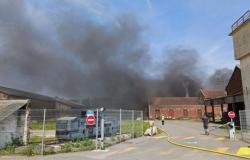 Nube negra sobre Feuquières-en-Vimeu: la fábrica de Auer víctima del incendio