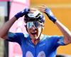 Giro: Pelayo Sánchez vence al sprint por delante de Julian Alaphilippe en la 6ª etapa