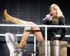 El consumo de alcohol de Taylor Swift preocupa… Paris Hilton y Nicole Richie quieren volver a la pantalla chica…