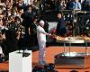 Juegos Olímpicos 2024: la llama olímpica ha llegado a Marsella, el rapero Jul enciende el pebetero