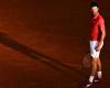 Djokovic no descarta que el golpe en la cabeza precipitó su derrota: “Haré pruebas”