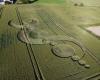 Un granjero encuentra un símbolo misterioso en un campo en el Canal de la Mancha