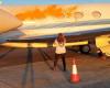 VIDEO. Querían “repintar” el jet privado de Taylor Swift: dos activistas ecologistas rociaron pintura en otros dos aviones
