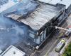 Corea del Sur: Más de veinte muertos y muchos desaparecidos en un violento incendio en una fábrica de baterías de litio
