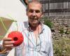 En Niort, Claude, de 70 años, quiere comercializar su cabezal desbrozadora “universal y sencillo”