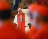 Papa anuncia canonización de 14 nuevos santos para el 20 de octubre