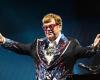 Elton John vende en Ebay parte de su increíble vestuario para la lucha contra el sida