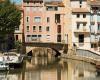 En
      Narbona,
      el
      puente
      habitado
      más
      antiguo
      de
      Francia
      sigue
      en
      peligro