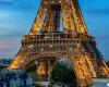 La Torre Eiffel brilla de oro este sábado por la noche en apoyo a la lucha contra el cáncer infantil