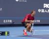 ATP Beijing – Daniil Medvedev ya no tiene la solución ante Alcaraz, pero aún tiene humor