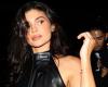 Kylie Jenner se desnuda completamente como Demi Moore en ‘Striptease’