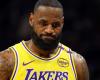 La estrella del baloncesto LeBron James llama a votar por Kamala Harris