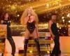 ¡La bestia del escenario Afida Turner en concierto gratuito en Burdeos!