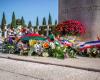 Un homenaje a los soldados de Nimes muertos por Francia en la plaza militar del cementerio del Puente de la Justicia