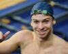 Natación: Léon Marchand bate el récord mundial en los 200 metros combinados