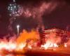 “Riesgo real” de incendio: fuegos artificiales ilegales lanzados muy cerca de edificios residenciales en Montreal