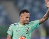 Neymar sufre otra lesión en su segundo partido tras rotura de ligamento cruzado anterior