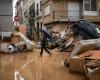 “Te quedaste en casa siendo un holgazán”: su coche quedó destrozado en las inundaciones en España pero su jefe no quiere saber nada