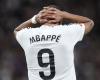 Fútbol: Mbappé excluido de los próximos partidos con la selección de Francia