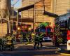 Casi 90 bomberos expuestos al amianto durante el incendio del silo en Villedômer