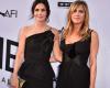 Courteney Cox dice que Jennifer Aniston tomó prendas del guardarropa de ‘Friends’