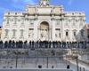 La Fontana di Trevi cuenta con una pasarela temporal: “Un punto de vista único”